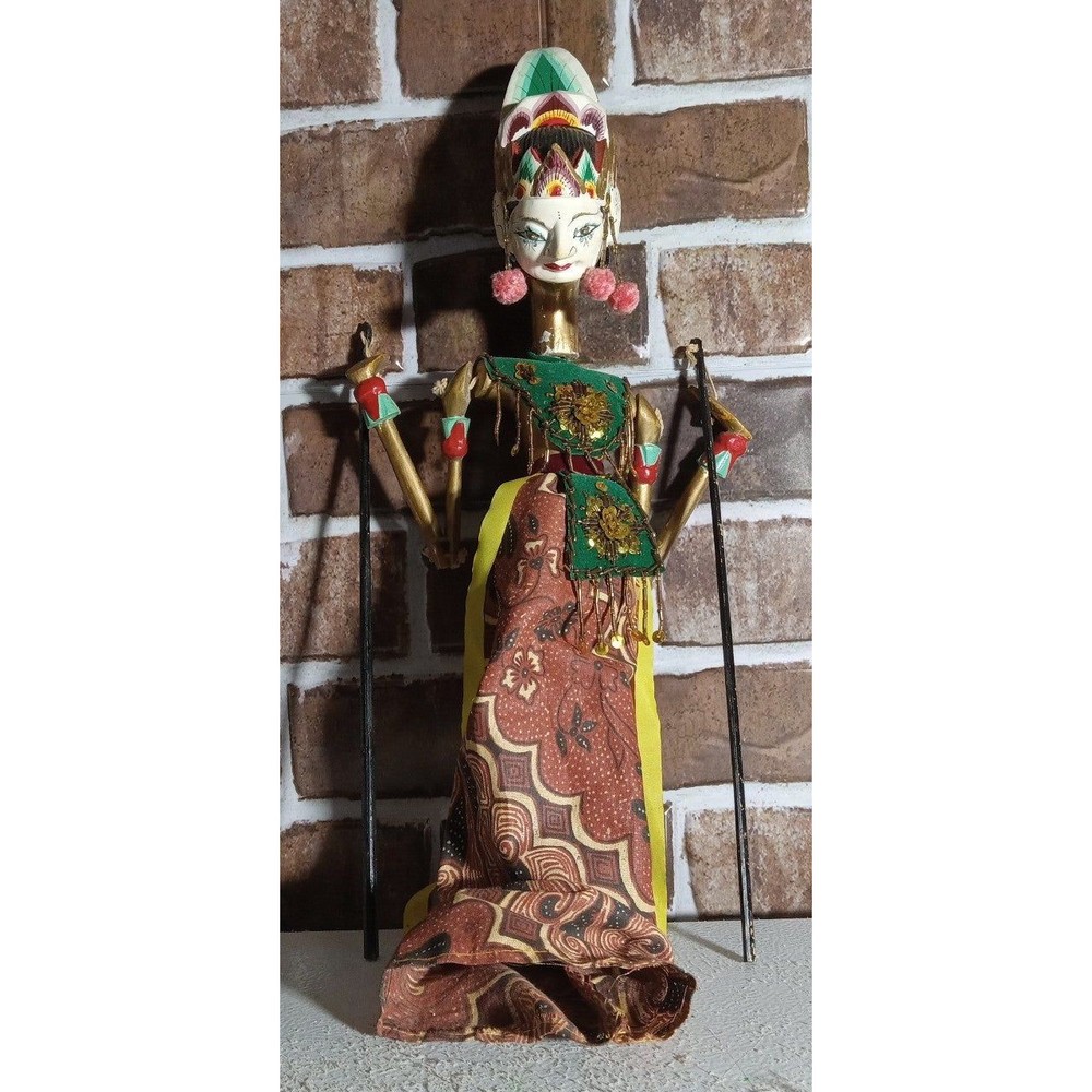 Vintage Indonesian Java Wayang Golek Wooden Stick Puppet 21" Sequined Costume
